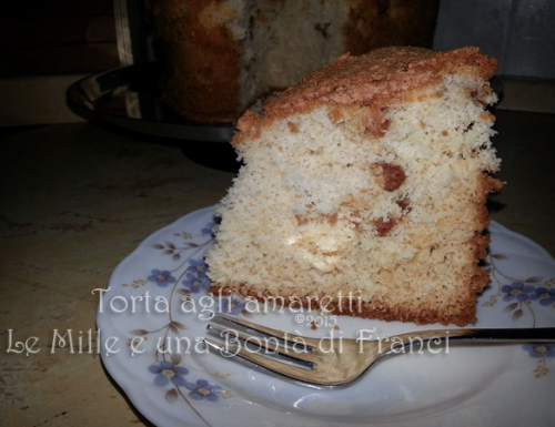 Torta agli amaretti