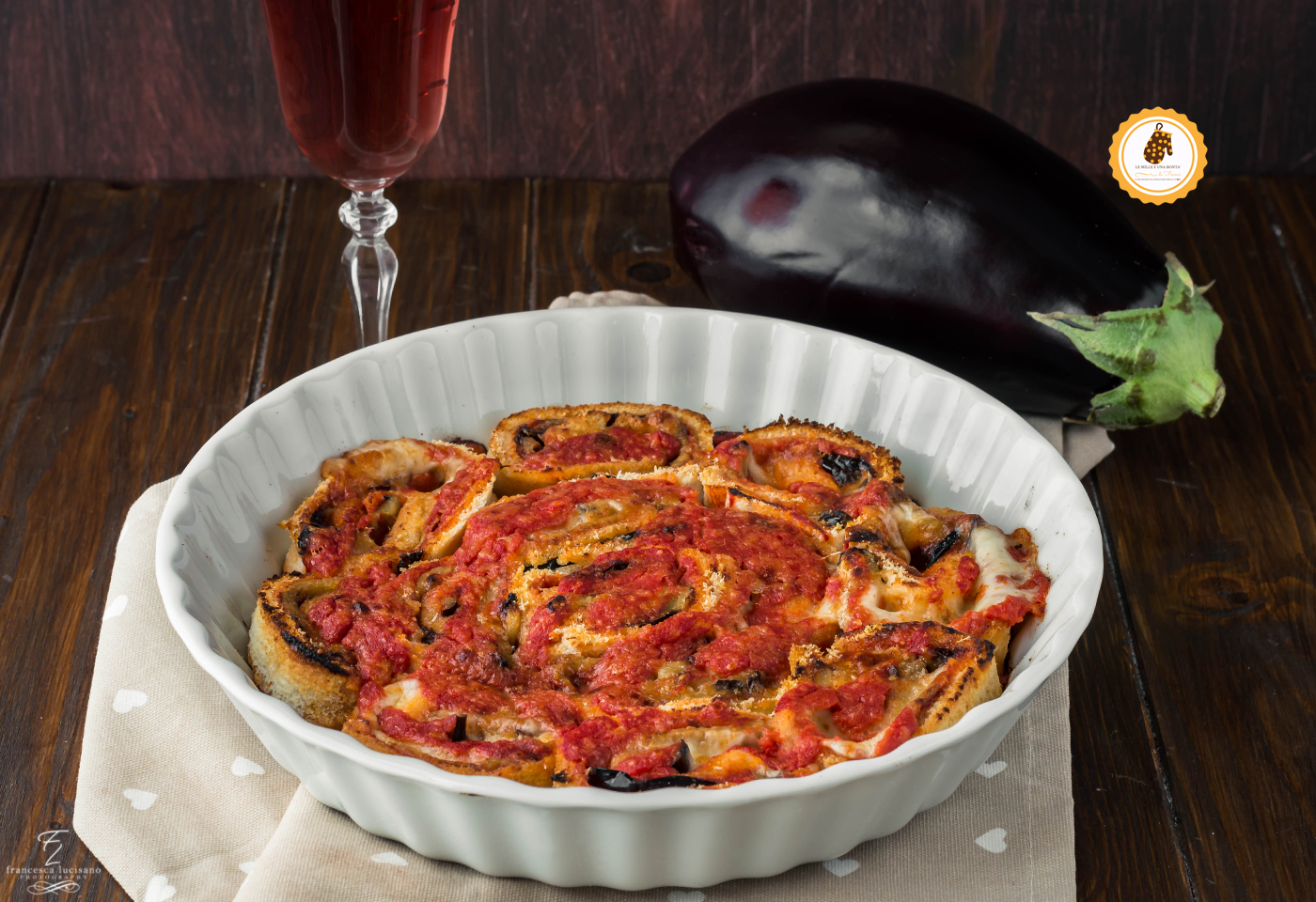 girelle di pane alla parmigiana di melanzane