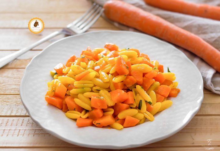 gnocchetti sardi alle carote e zafferano