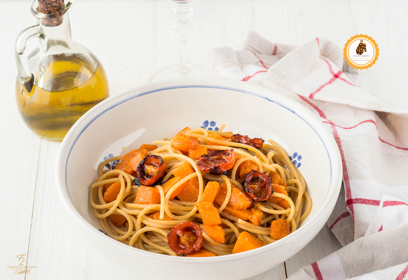 spaghetti integrali con zucca e pomodorini confit