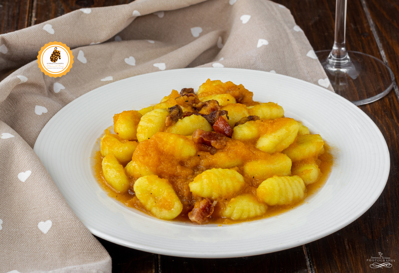 GNOCCHI CON CREMA DI ZUCCA E GUANCIALE facili e sfiziosi