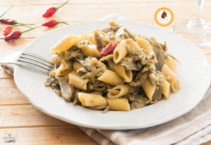 mezze penne rigate con i carciofi